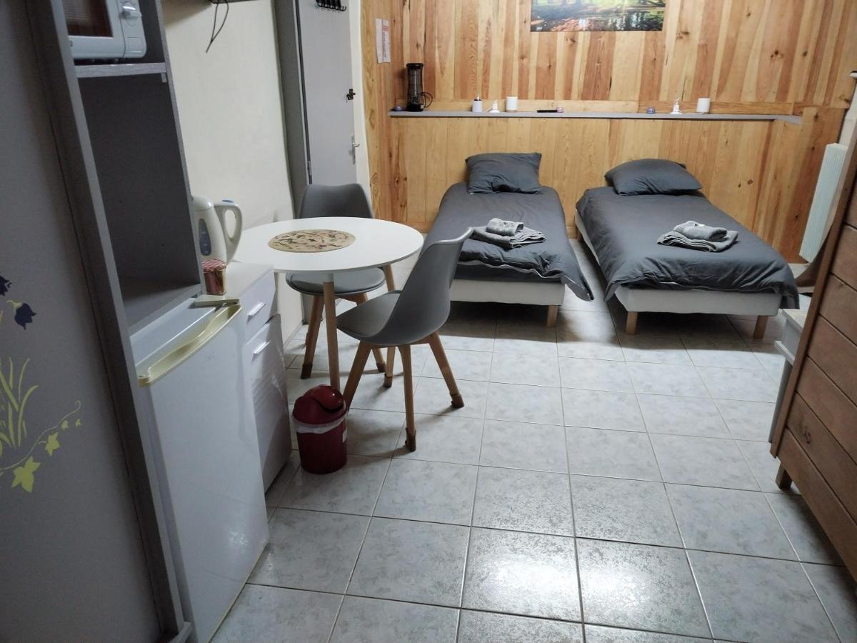Chambre Gite Du Gardoir Boresse-et-Martron Exteriör bild