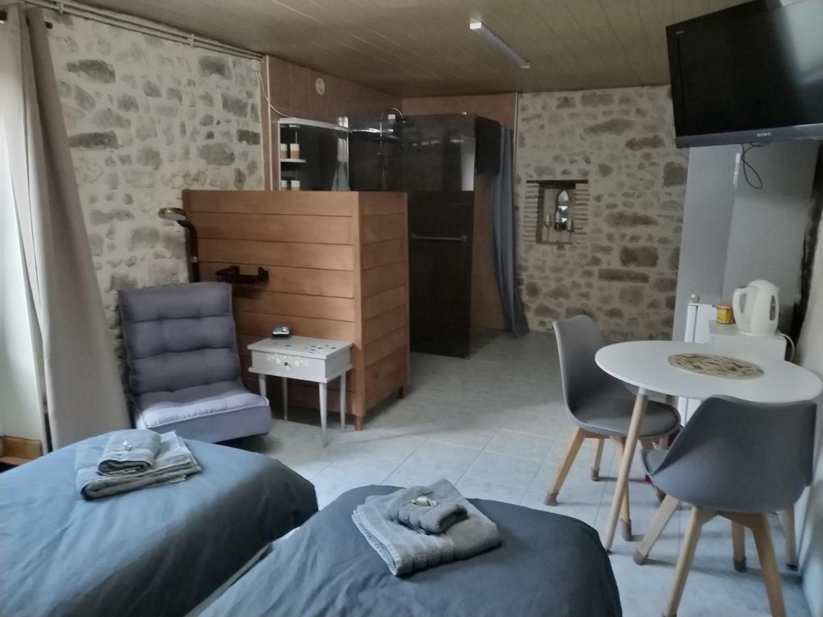 Chambre Gite Du Gardoir Boresse-et-Martron Exteriör bild
